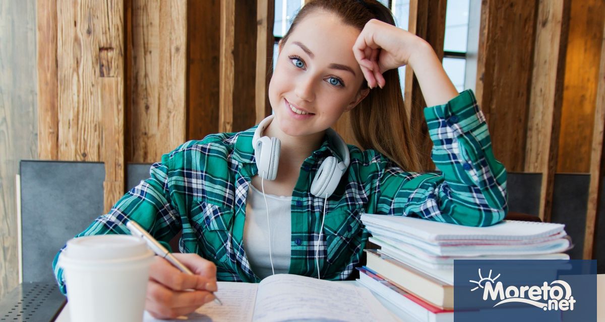 Децата и учениците обучаващи се в самостоятелна форма по желание