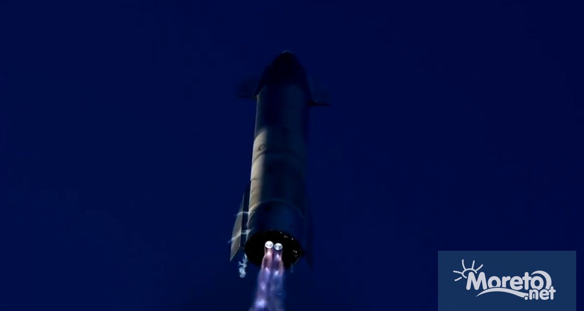 Тестът включваше и успешно връщане на ускорителя Super Heavy който