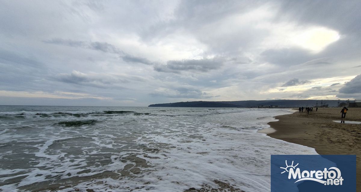 Днеснад Черноморието ще е предимно облачно и с валежи от