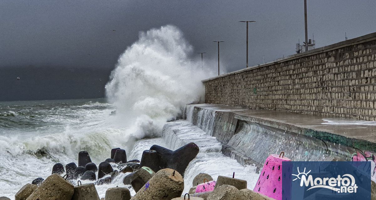Във Варна за днес е обявен оранжев код за екстремно