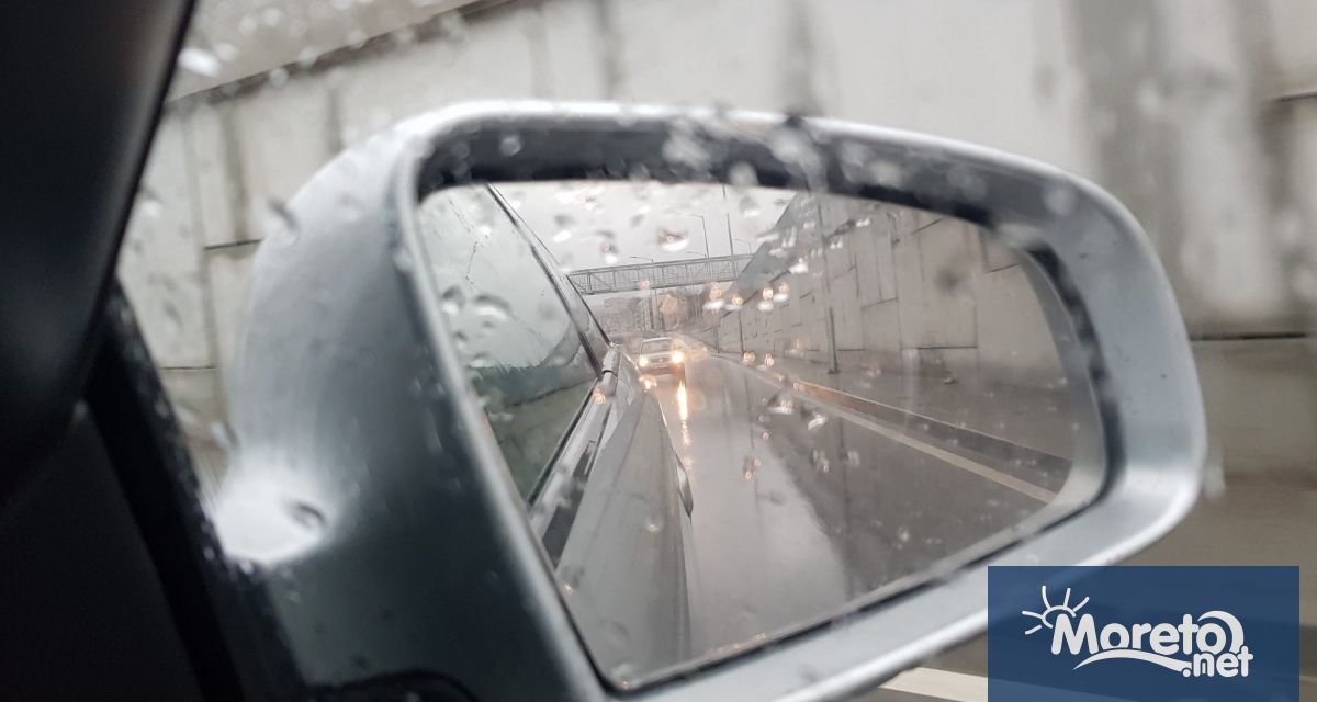 Пътните настилки са предимно сухи обработени и проходими при зимни