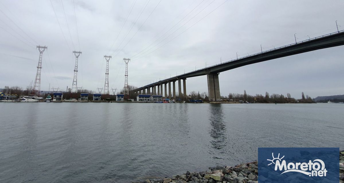 Почина 58 годишният мъж който днес преди обяд скочи от Аспаруховия