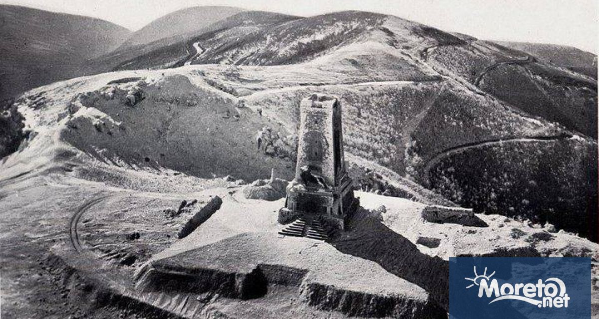 Правителството да допусне граждански борд от независими експерти историци