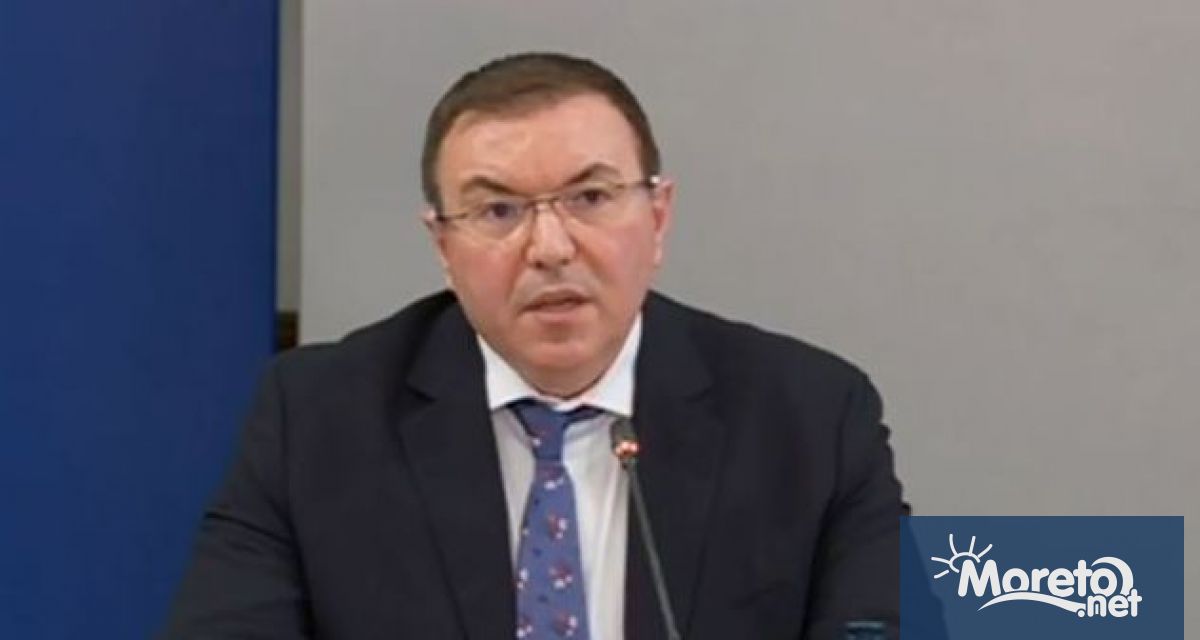Бившият здравен министър Костадин Ангелов призова военният министър Тодор Тагарев