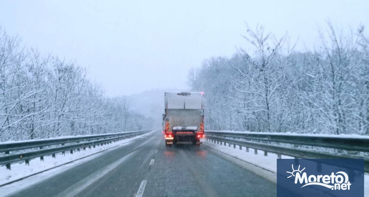 Възстановено е движението на път II 29 Добрич Ген Тошево съобщават