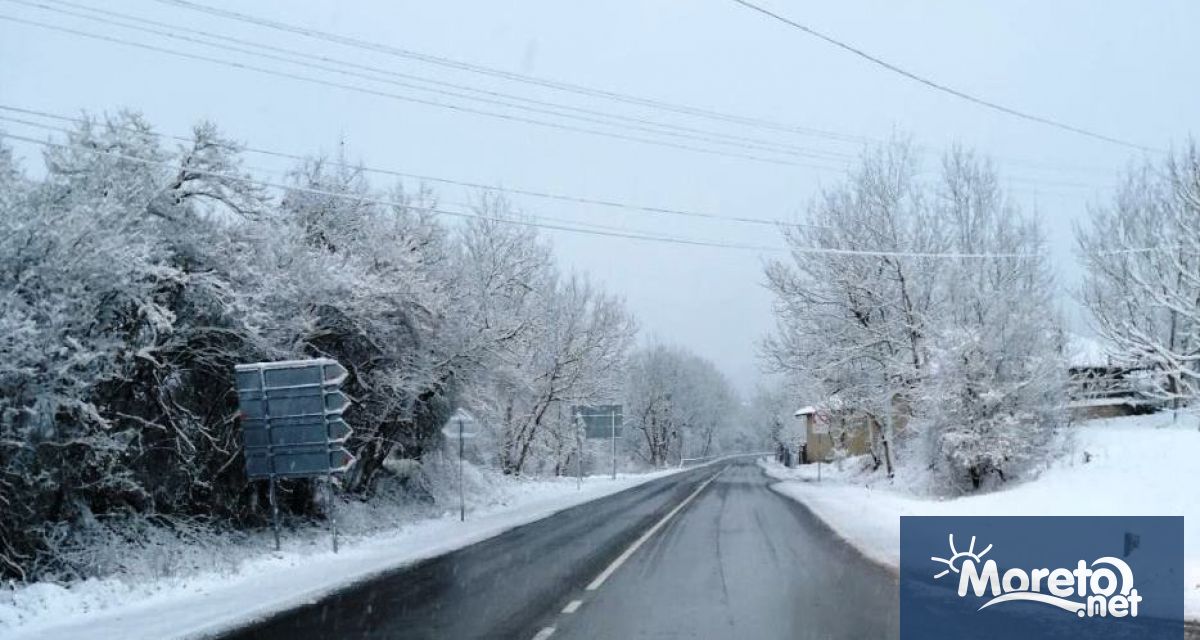 Няма ограничения за движението във Варненска област след вчерашния снеговалеж