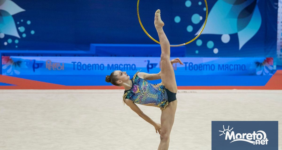 Боряна Калейн спечели златен медал на топка и сребърен на