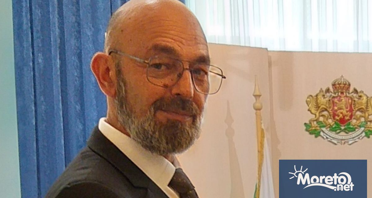 Областният управител на Варна Марио Смърков подава оставка предаде репортер