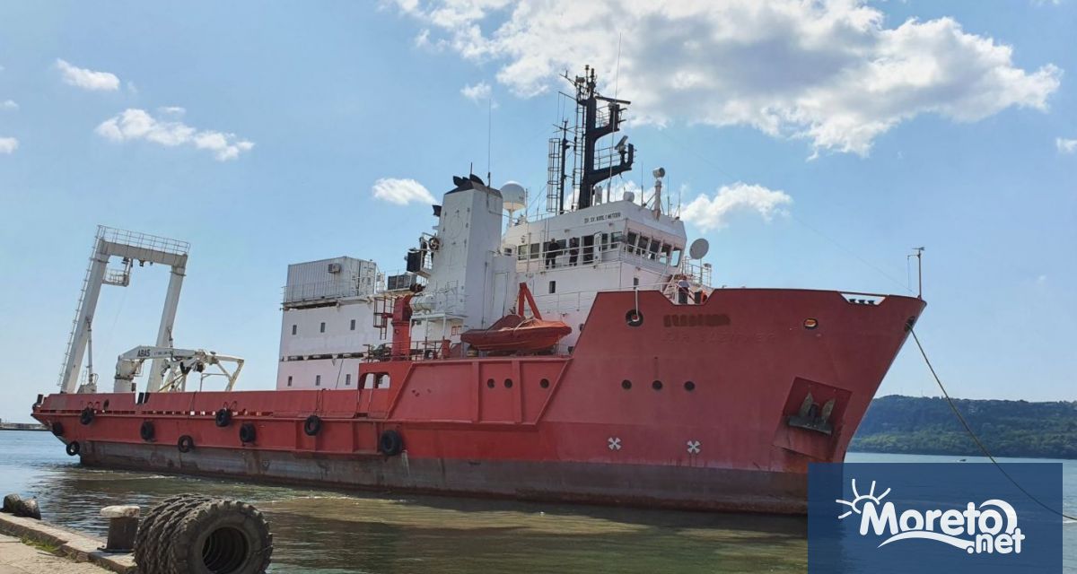 Към края на годината се предвижда от Варна за Антарктида