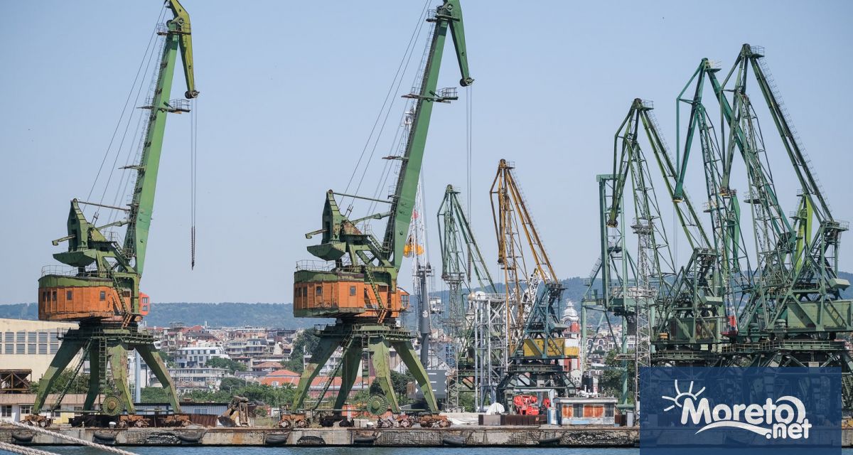 Пристанище Варна ЕАД е с нов изпълнителен директор, .
Петър Сеферов,