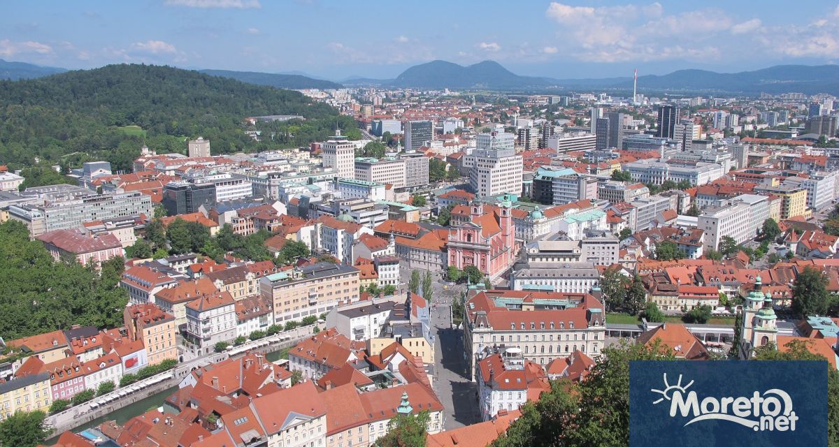 Словенското правителство одобри законопроект въвеждащ задължителен коледен бонус за всички