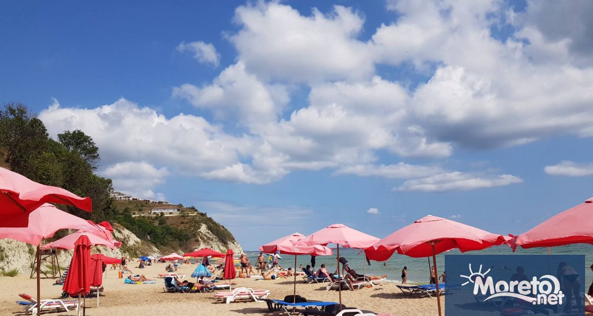 Хората да не купуват храна от амбулантни търговци на плажа