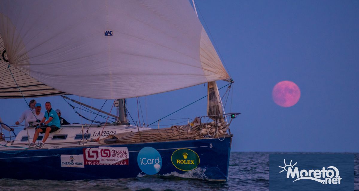 Най романтичната регата Пълнолуние ще се проведе на 9 и 10