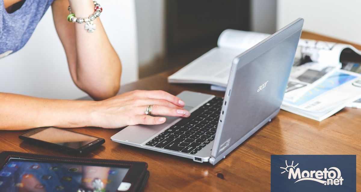 Към 7 септември 2021 г 9678 души 5 7 в област