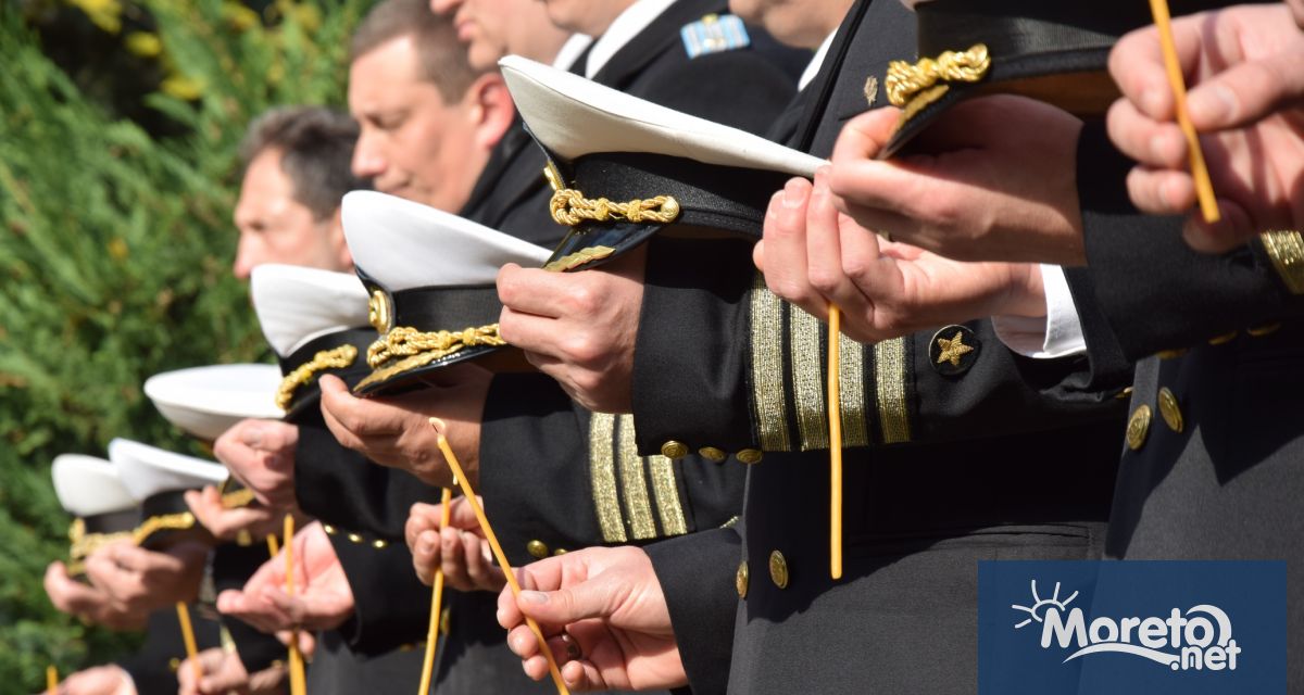 На Архангелова задушница във Варна военните моряци ще почетат паметта