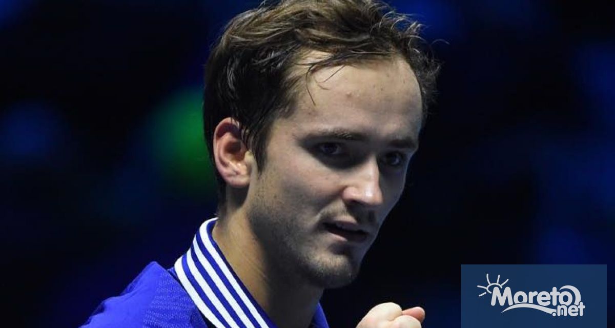 Вторият тенисист в световната ранглиста Данил Медведев продължи мисията си