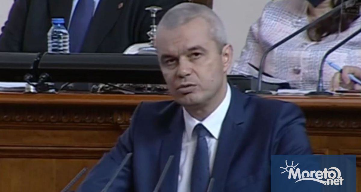 В декларация от трибуната на парламента лидерът на Възраждане Костадин
