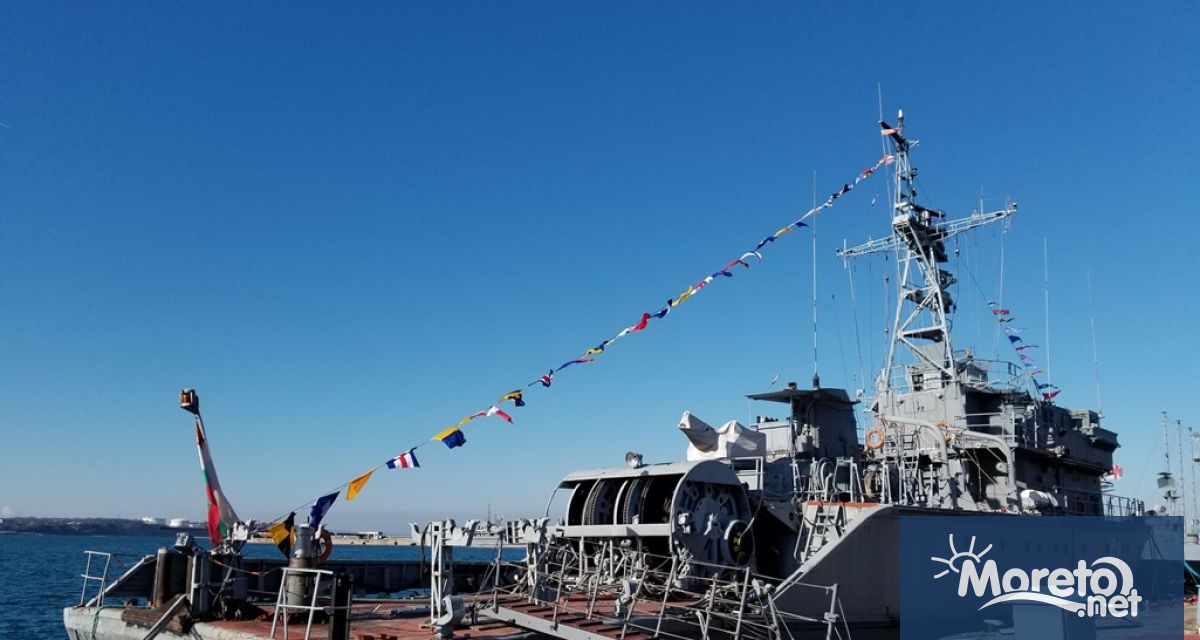 Днес в тържествена обстановка бяха отбелязани 40 години от приемането