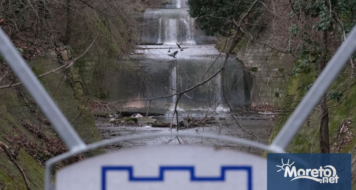 Възстановена е проводимостта на деретата отводнителните охранителните канали и канавките