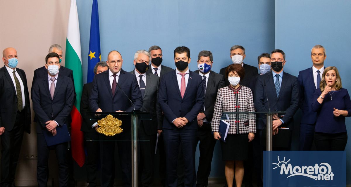 В отношенията с Република Северна Македония България препотвърджава позицията си