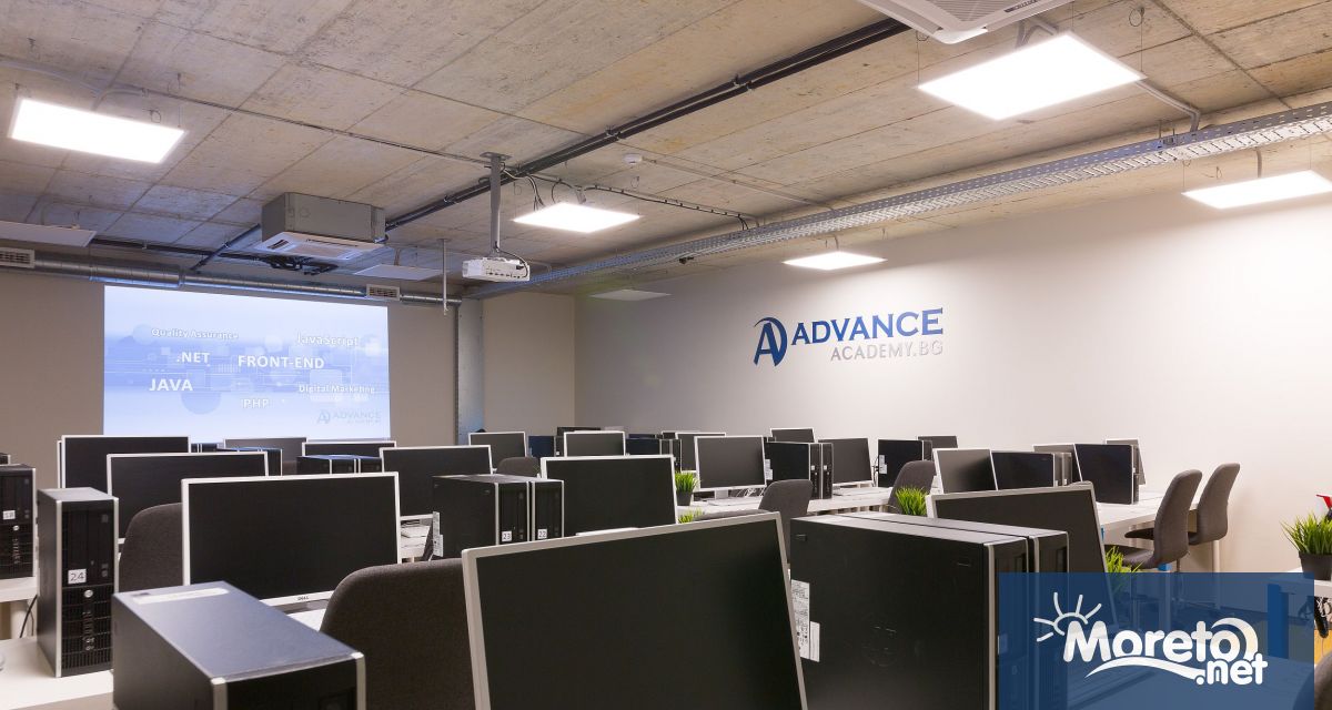 Знаете ли кое е общото между Puma Adidas Phillip Plein