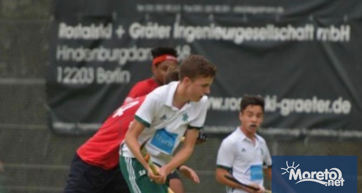 Варненският клуб по хокей на трева Свети Климент продължава с