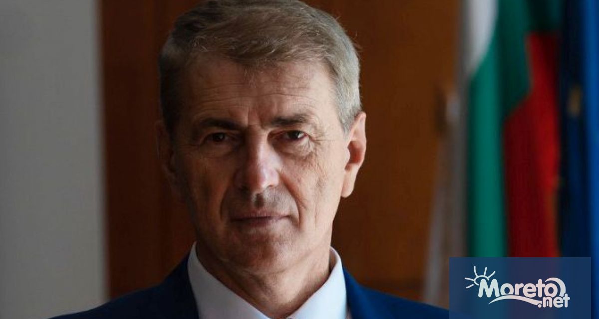 Механичното окрупняване на държавните университети не е продуктивна идея