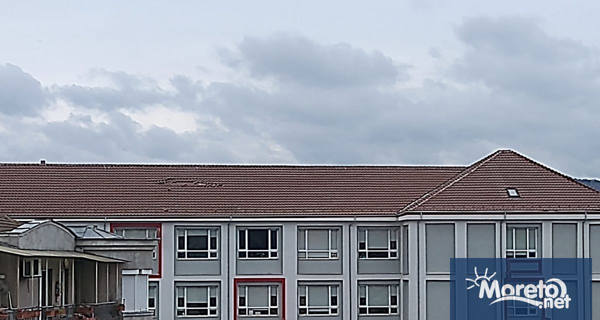 Случаят с ремонта на СУ Димчо Дебелянов е предаден на