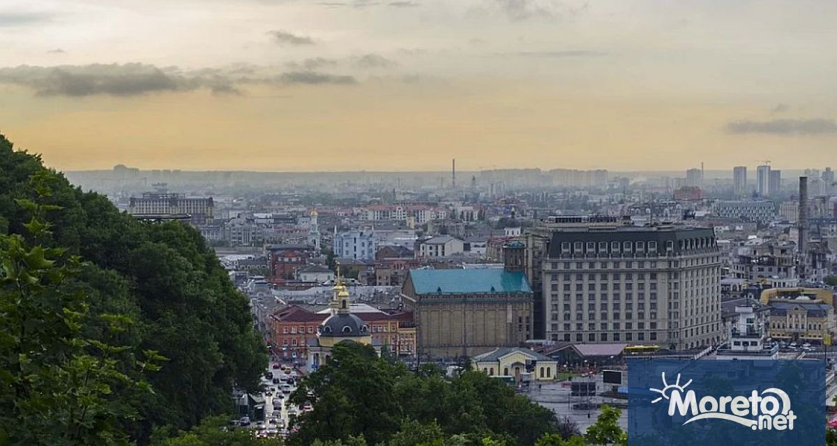 Един човек е загинал а 26 други са ранени след