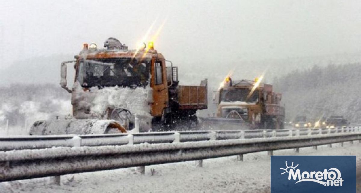 Пътят Варна – Добрич е отворен за движение при усложнена