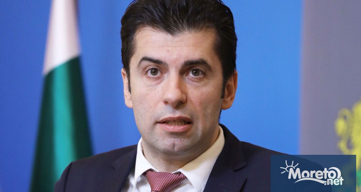 Над два часа продължи разпитът на Кирил Петков в Софийската