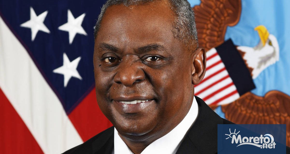 На посещение в София пристига секретарят по отбраната на Съединените