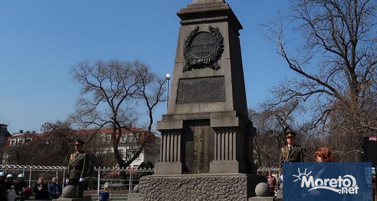 Илияна Йотова участва в традиционното честване поклонение пред паметника на Одринската