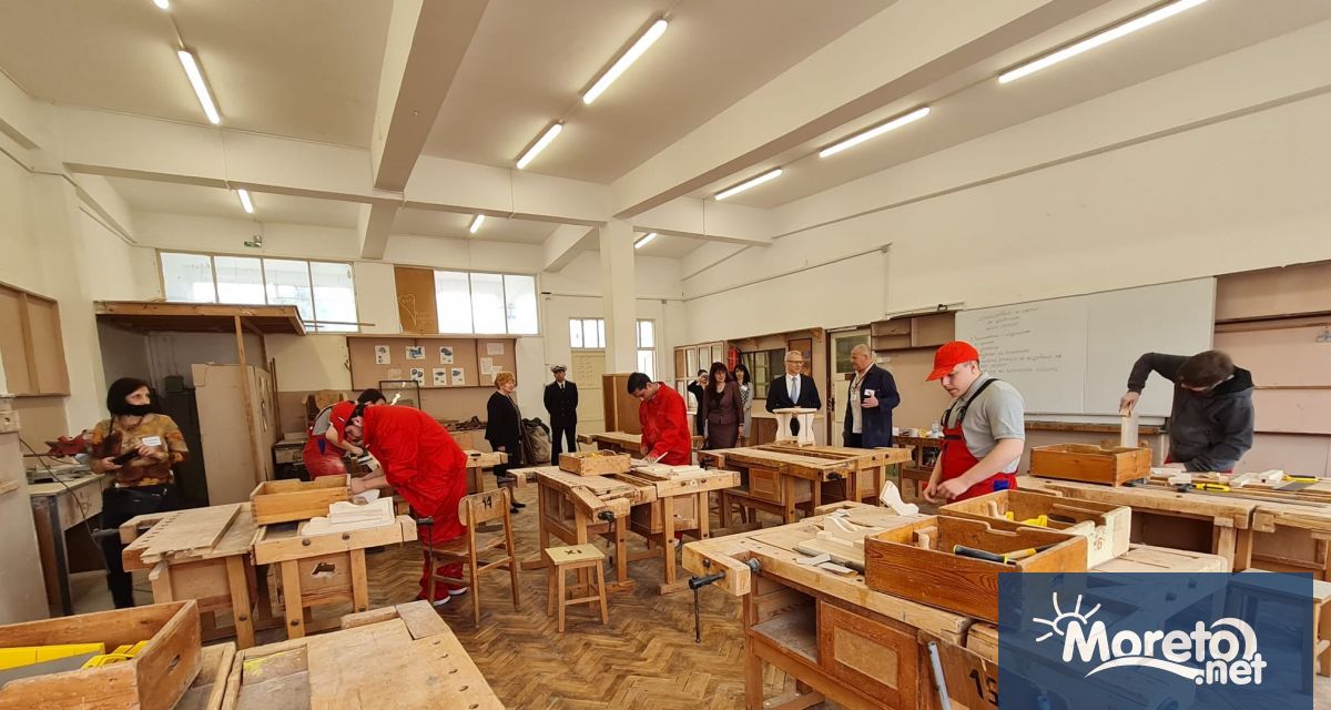 Предстои преосмисляне на списъка с професии които се изучават в