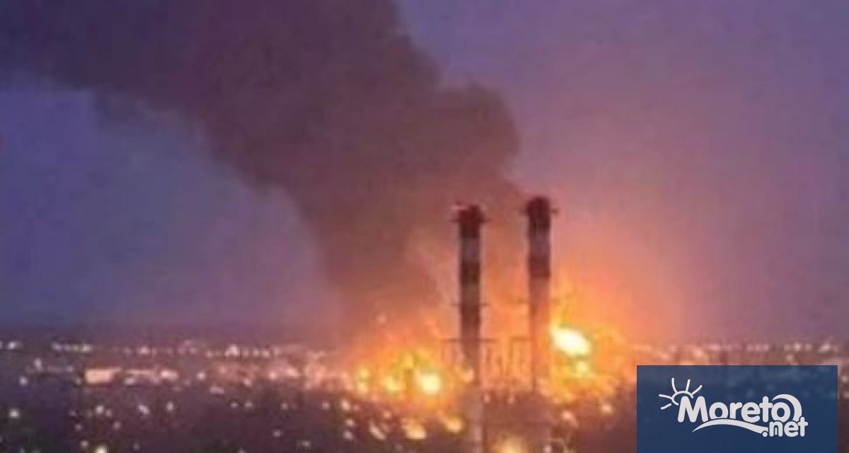 Два хеликоптера на украинските военновъздушни сили поразиха днес петролен резервоар