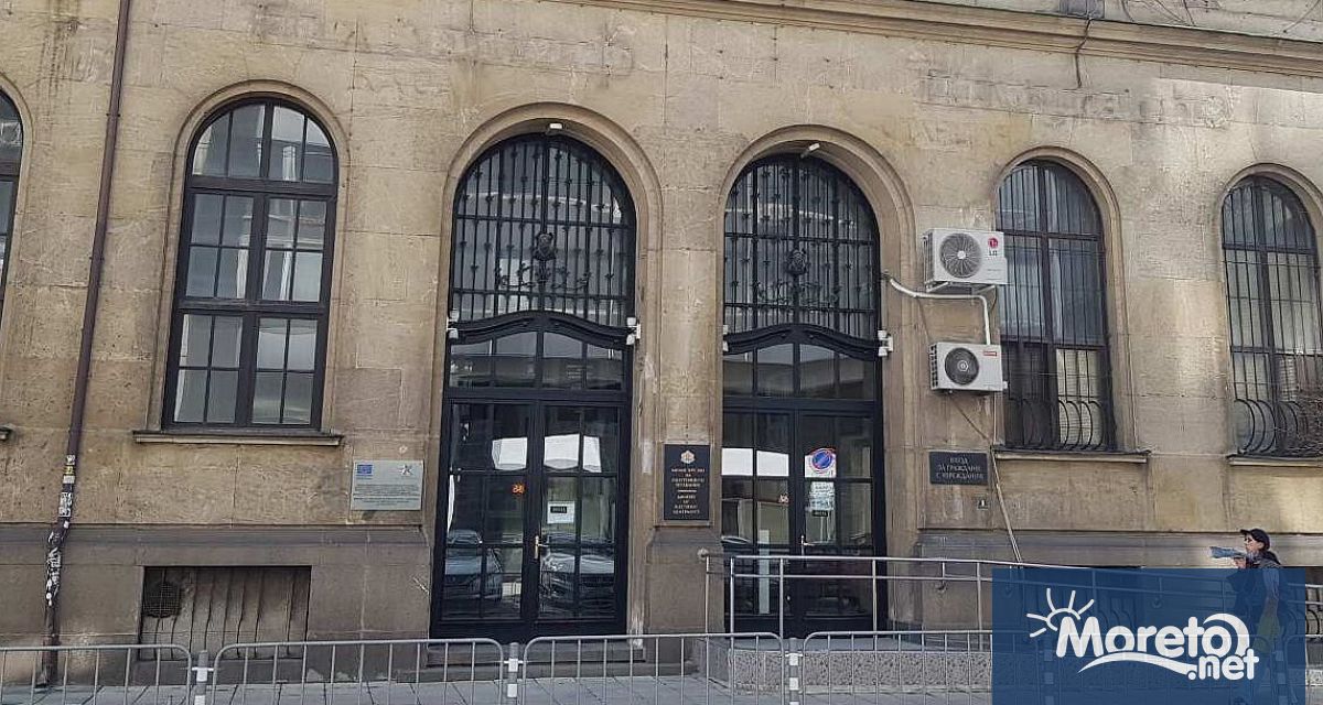 Общо 82 95 от административните структури в България са адаптирали информационните