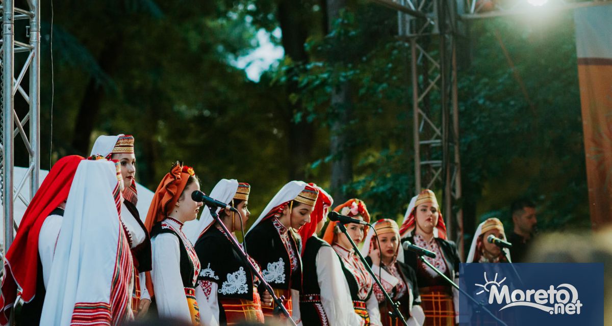 От вчера в парка на квартал Вл Варненчик се провежда