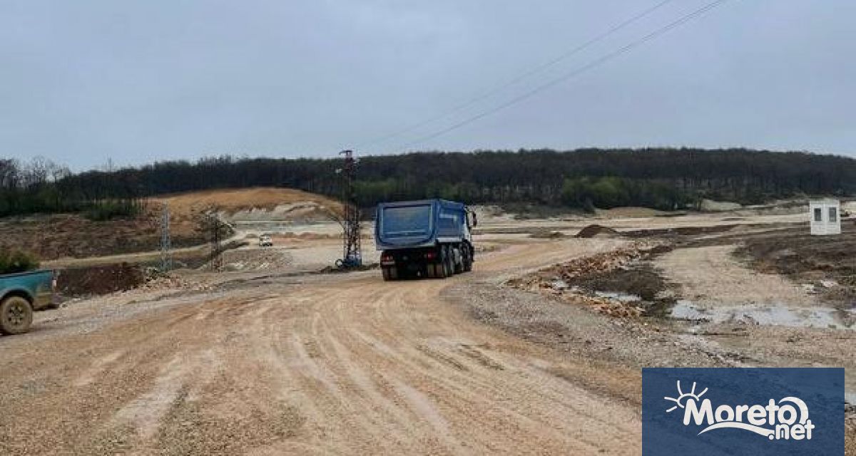 С началото на строителния сезон се възобновяват активните строителни работи