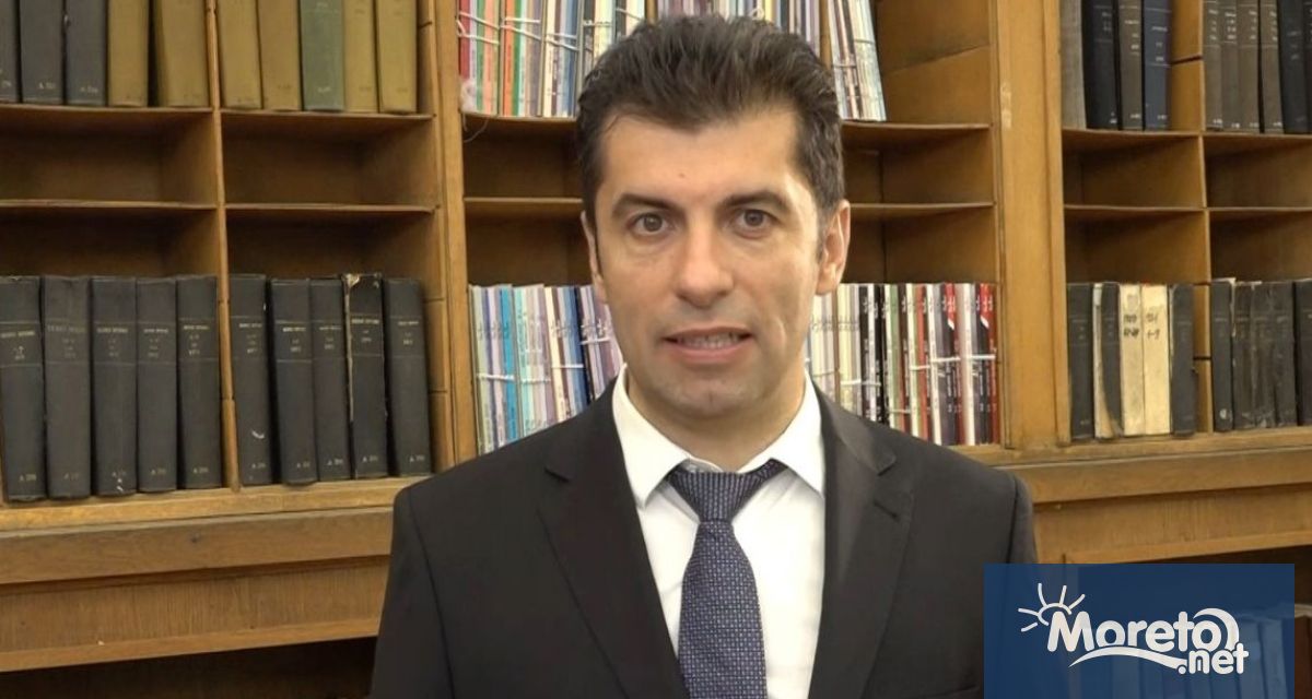 В Министерския съвет премиерът Кирил Петков провежда среща с представители