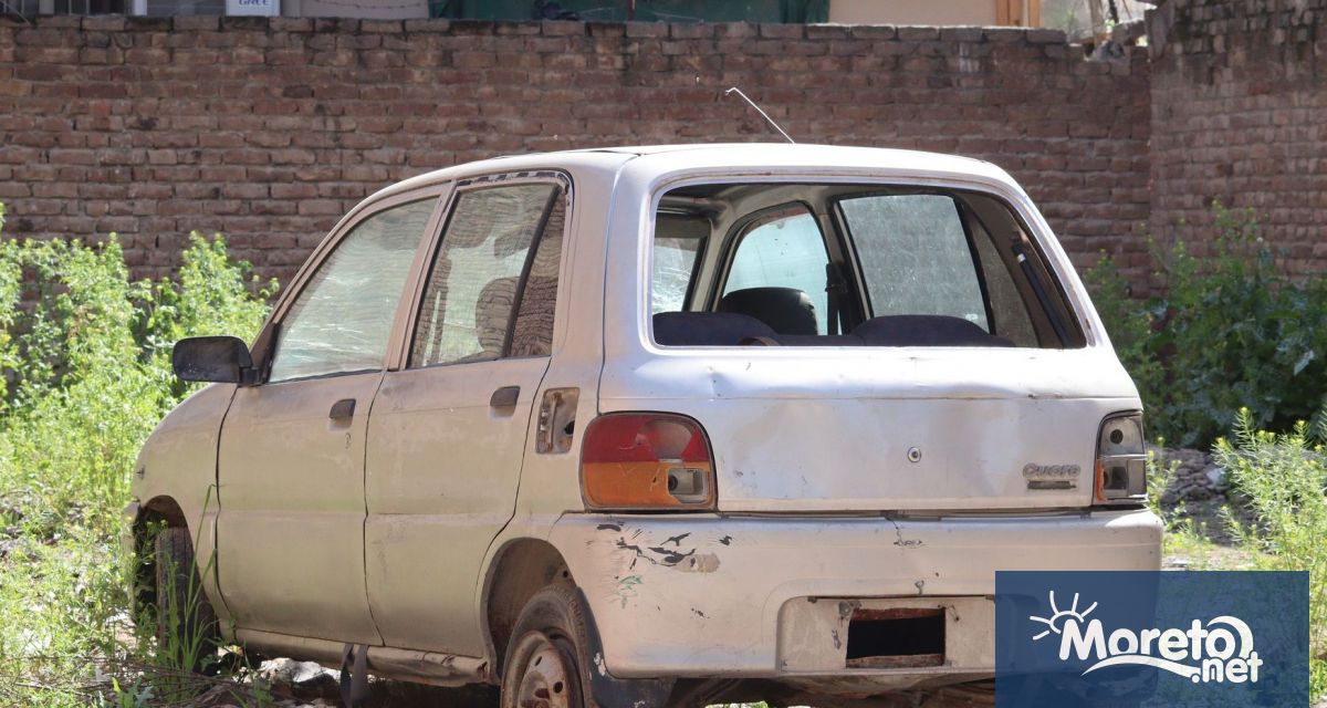 На 18 излезли от употреба автомобили изоставени из варненските улици