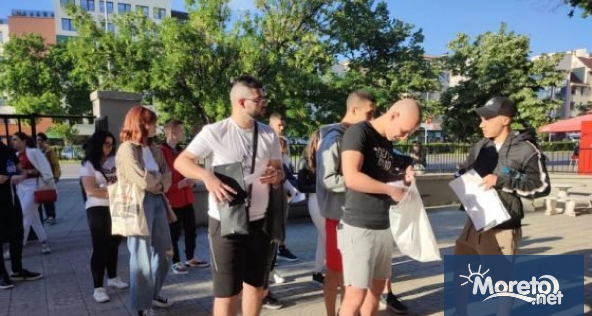 В 759 училища и 4 185 зали в страната ще