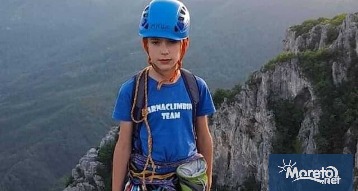 На 17 май 9 годишният Михаил Рафаилов от Варна стана най младият