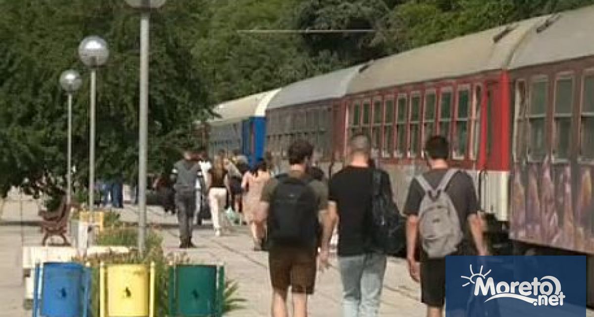 Днес от жп гарата във Варна трябваше да започне преместването