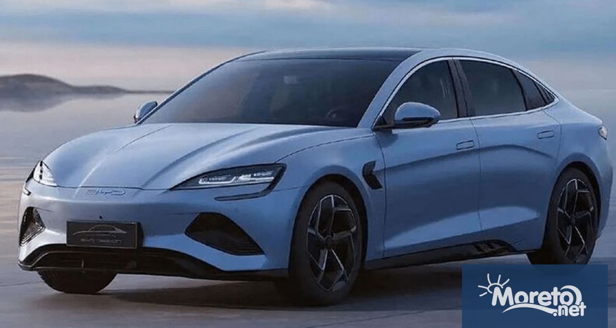 Китайската компания BYD направи крачка по близо до свалянето от върха