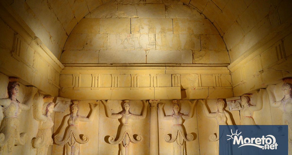 На 7 юни се състоя официалното откриване на Тракийската царска