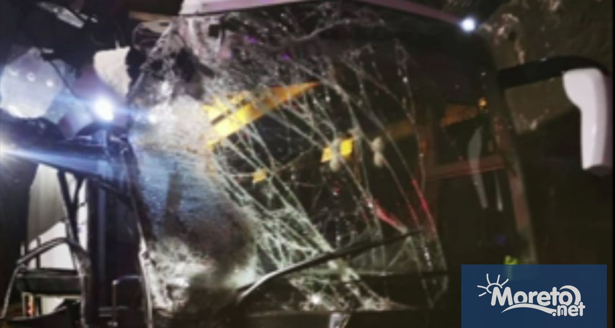 Българският национален отбор претърпя тежък пътнотранспортен инцидент след пристигането в