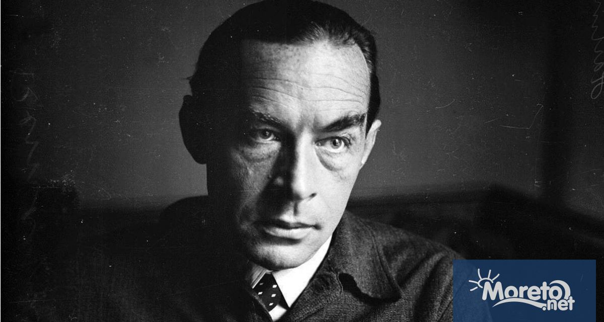 Ерих Мария Ремарк на немски Erich Maria Remarque е германски