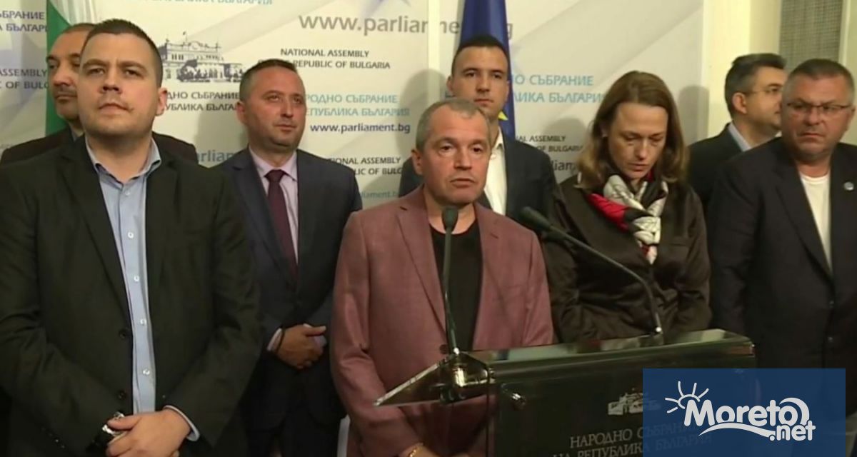 Министър председателят продължава да звъни на хора от партията Искаме да