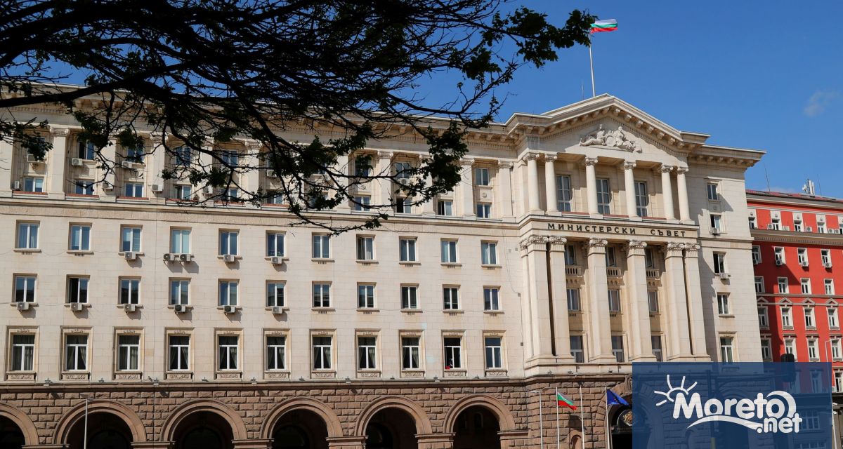 Правителството назначи осем областни управители на областите Бургас Велико