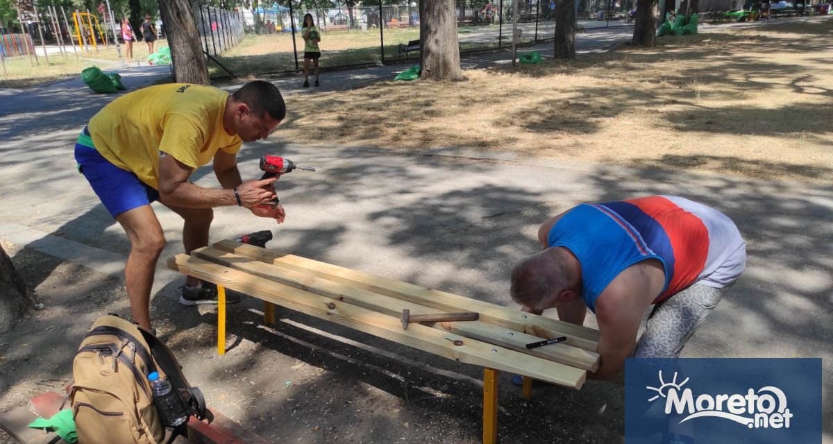 Ентусиасти започнаха преобразяването на парк Елин Пелин във варненския кв